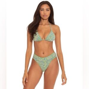 ‼️RARE‼️🎸BECCA🎸🔥NWT🔥Mosaic Triangle Bikini Top in Kiwi—L